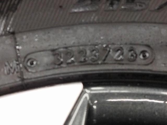 【人気☆スタッドレスセット!】 トヨタ ノア&ヴォクシー (ハイブリッド) S-Z グレード 純正 + TOYO OBSERVE GARIT GIZ 215/50R17 2023年モデル