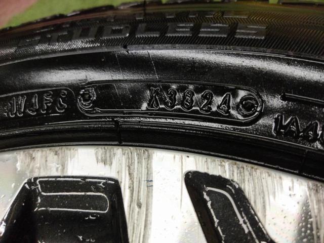 スバル純正 フォレスター SK系 純正ホイール+DUNLOP WINTERMAXX SJ8