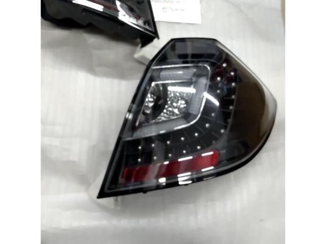 ☆ワケアリ☆ アクシススタイリング ハイパーLEDテールランプ FIT GE系  ※前期/後期用(バックランプアダプター有)