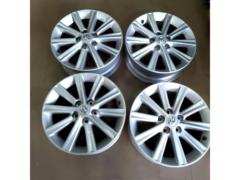 Toyota genuine
50 series Camry original wheel