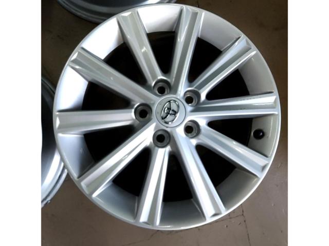 Toyota genuine
50 series Camry original wheel