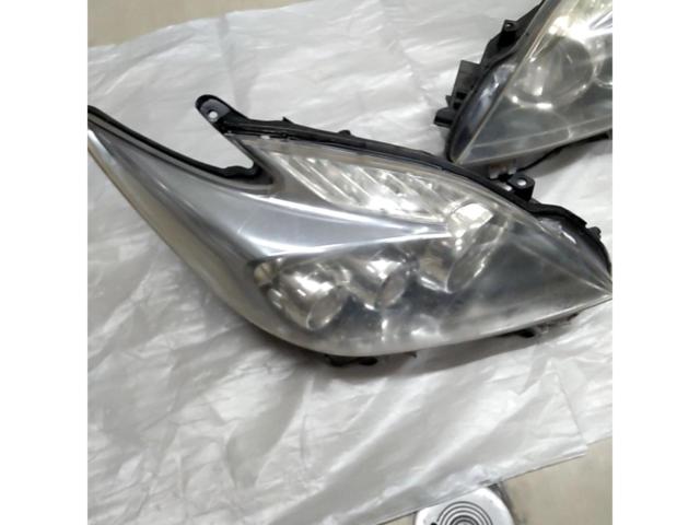 トヨタ 30系プリウス 前期 純正LEDヘッドライト