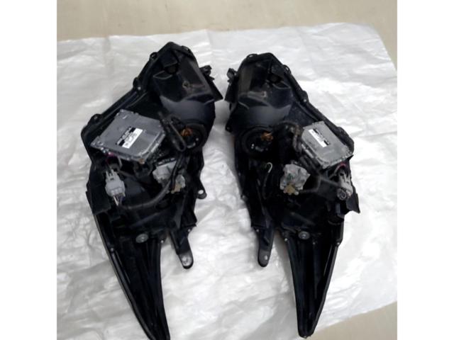 トヨタ 30系プリウス 前期 純正LEDヘッドライト