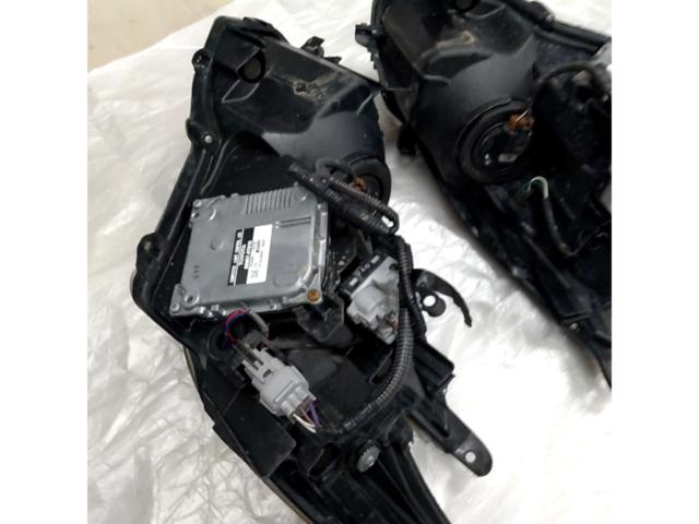 トヨタ 30系プリウス 前期 純正LEDヘッドライト