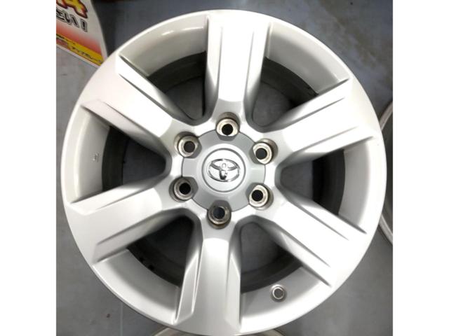 TOYOTA 150系ランドクルーザープラド前期純正ホイール