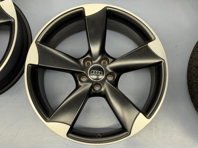 AUDI
RS
Q3
Original wheel