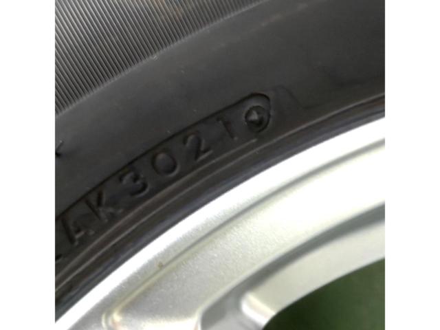 タイヤ製造年違い【BRIDGESTONE】ECO FORME BRIDGESTONE BLIZZAK VRX2