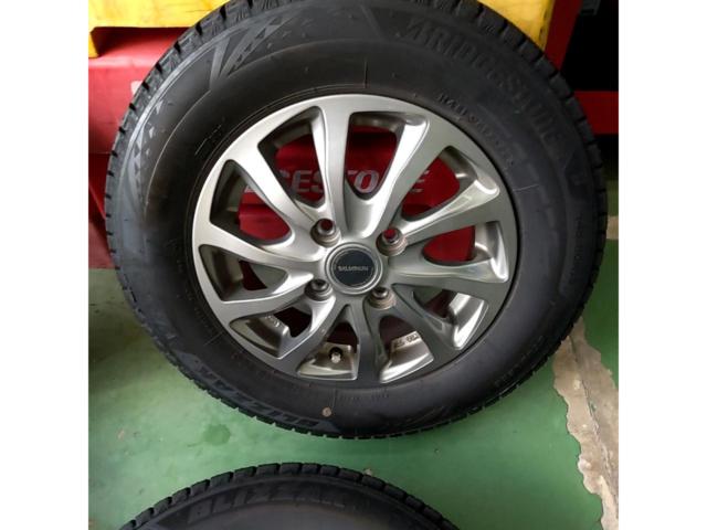 【BRIDGESTONE(ブリヂストン)】BALMINUM(バルミナ) TR10+BRIDGESTONE BLIZZAK VRX3 4/4