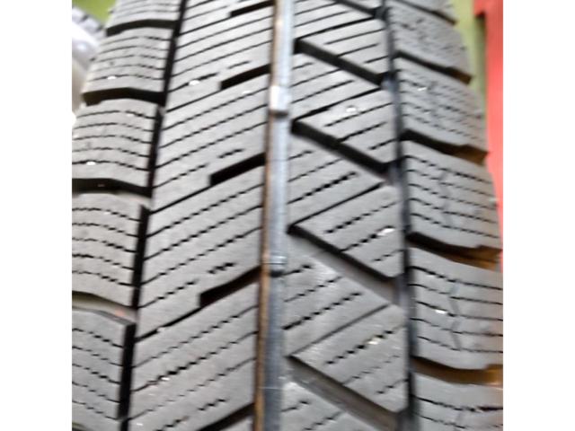 【BRIDGESTONE(ブリヂストン)】BALMINUM(バルミナ) TR10+BRIDGESTONE BLIZZAK VRX3 4/4
