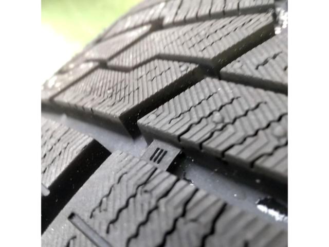 【HOT STUFF(ホットスタッフ)】Exceeder(エクシーダー)  +YOKOHAMA ice GUARD ig70
