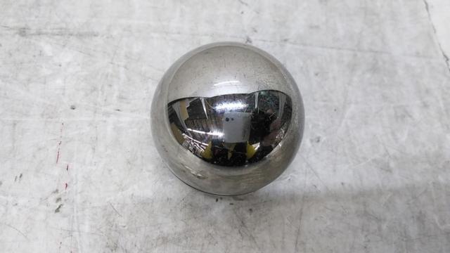 Toyota genuine
Shift knob