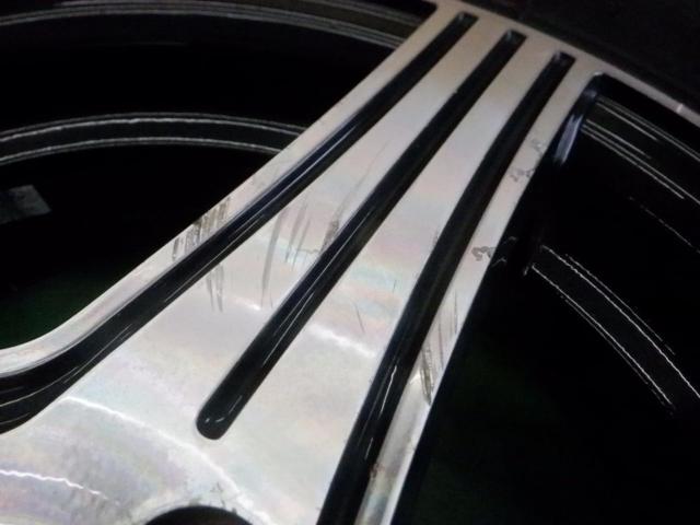 1weds (Weds) RIZLEY (Rizley)
Z5
(4HOLE) +
BRIDGESTONE
NEXTRY