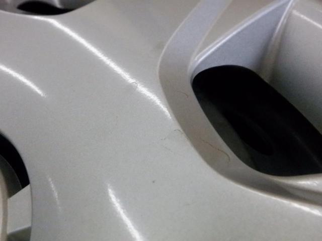 Toyota genuine
Hiace 200 series genuine steel wheels