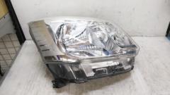 Only the right side is a genuine DAIHATSU part.
Headlight