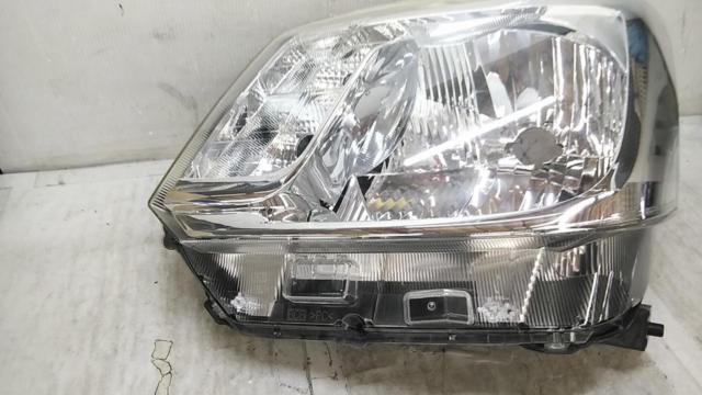 Only on the left side DAIHATSU genuine
Headlight