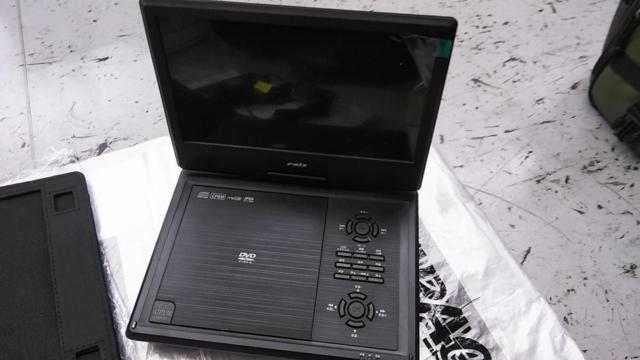 Reiz
RPD-SW1002
10.1 inch Portable DVD Player