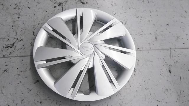 【4分割】DAIHATSU純正 ホイールキャップ