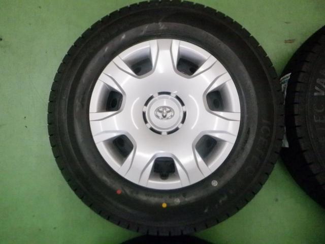 8トヨタ純正(TOYOTA)  ハイエース200系純正スチールホイール  + KENDA(ケンダ) ICETEC VAN’Z WR01