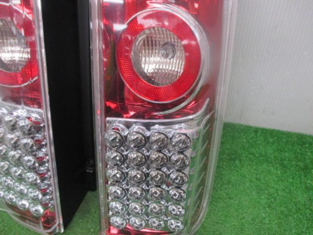 メーカー不明 LEDテールレンズ