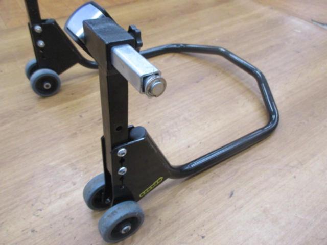 General-purpose Unit
Rear maintenance stand