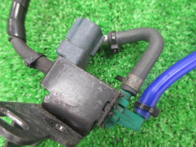 TOYOTA 純正バキュームスイッチングバルブ