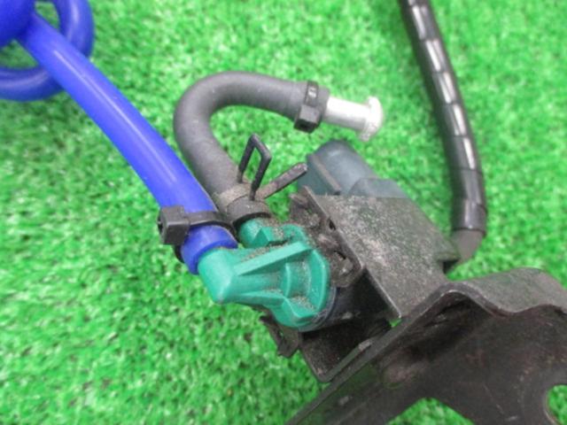 TOYOTA 純正バキュームスイッチングバルブ