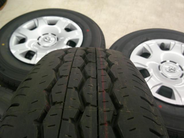 【トヨタ純正】 TOYOTA ハイエース200系 純正スチールホイール+BRIDGESTONE ECOPIA RD613