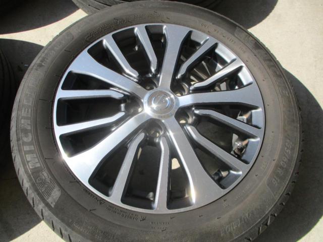 Genuine Nissan parts
Serena
Original wheels + MICHELIN PRIMACY 4