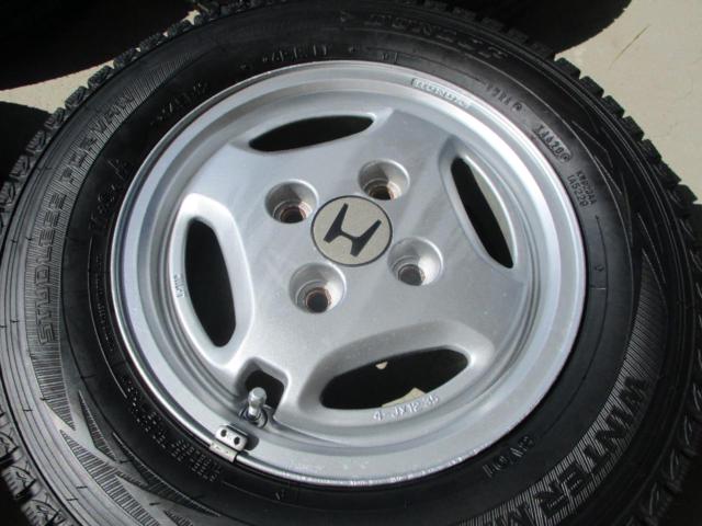 Honda genuine
Vamos
Genuine wheels + DUNLOP WINTER
MAXX
SV01