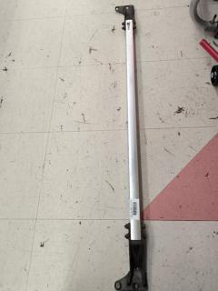 Honda Genuine Integra/TypeR/DC2
Genuine front tower bar