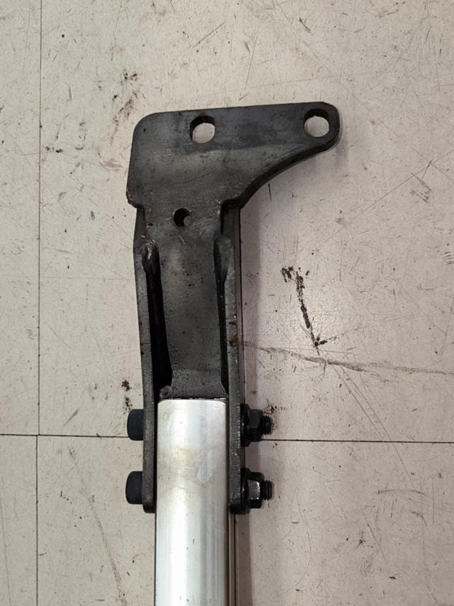 Honda Genuine Integra/TypeR/DC2
Genuine front tower bar