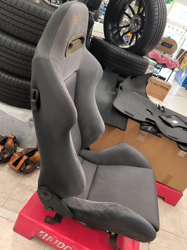RECARO SR-2 セミバケットシート
