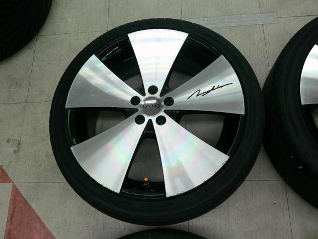 GARSON D.A.D ZUENGLEIN 109  + HANKOOK VENTUS V12 evo2 225/40ZR18