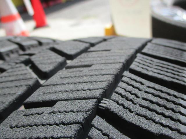 BRIDGESTONE TOPRUN VR5 +  BLIZZAK VRX3 155/65R14