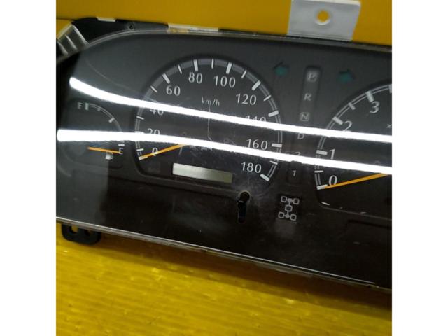 日産純正(NISSAN) エルグランド/E50 純正スピードメーター