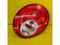 VW(フォルクスワーゲン) ニュービートル/9C/後期 純正テールレンズ【運転席側(RH)】