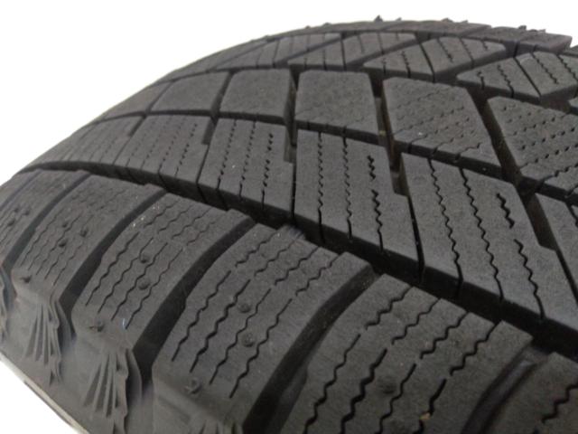 ダイハツ純正(DAIHATSU)ムーヴカスタム RS LA850S 純正ホイール+BRIDGESTONE BLIZZAK VRX3 165/55R15