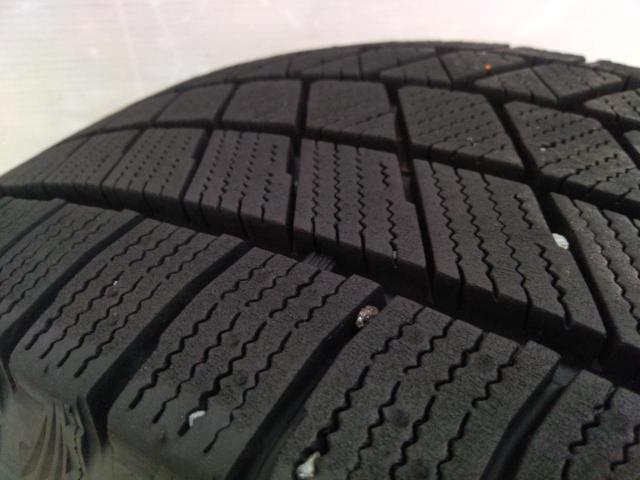 BRIDGESTONE(ブリヂストン)PREO L5 + BRIDGESTONE(ブリヂストン)BLIZZAK VRX3 195/65R15