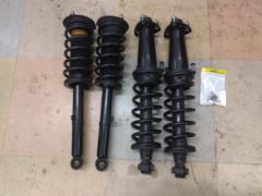 Genuine Toyota 210 Series Crown Royal
Suspension kit/shock absorber