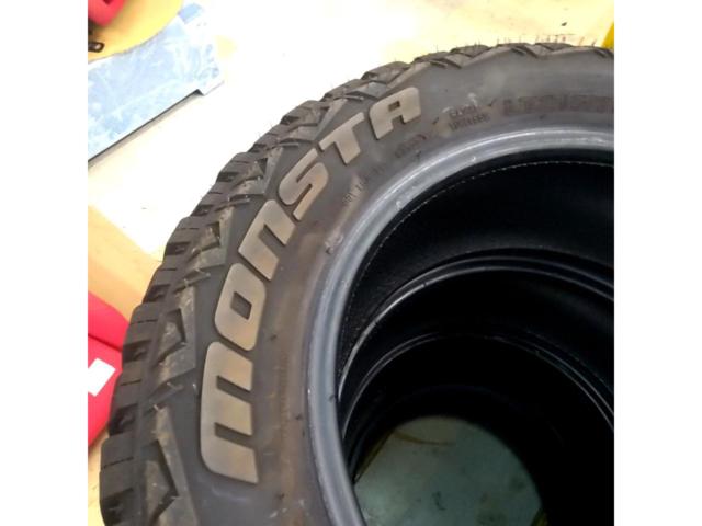 【4本】MONSTA MUD WARRIOR LT215/70R16
