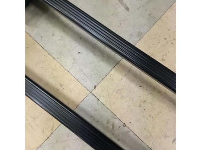 【THULE】ベースキャリア/スクエアバー ミラココア/L675Sにて使用