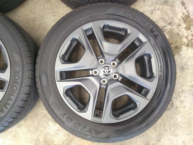 【トヨタ純正】RAV4 アドベンチャー 後期 アルミホイール+【YOKOHAMA】AVID GT 235/55R19