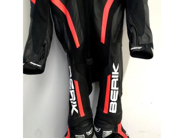【BERIK】 RACE-DEP2.0 レーシングスーツ