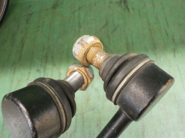 Manufacturer unknown stabilizer link
Used in a RAV4 (50 series/4WD)