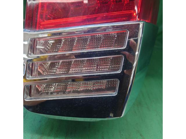 Valenti 80系ヴォクシー 左右テールレンズ