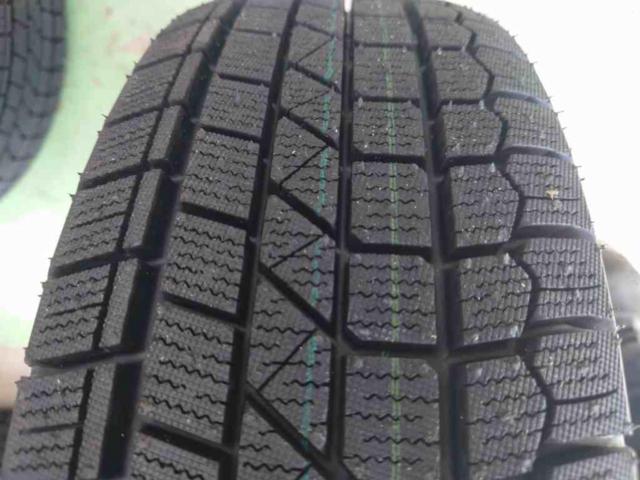 Suzuki genuine (SUZUKI)
Spacia original wheel
+
KENDA (Kenda)
KR36
ICETECNEO
165 / 55R15
100-4H
4 pieces set
