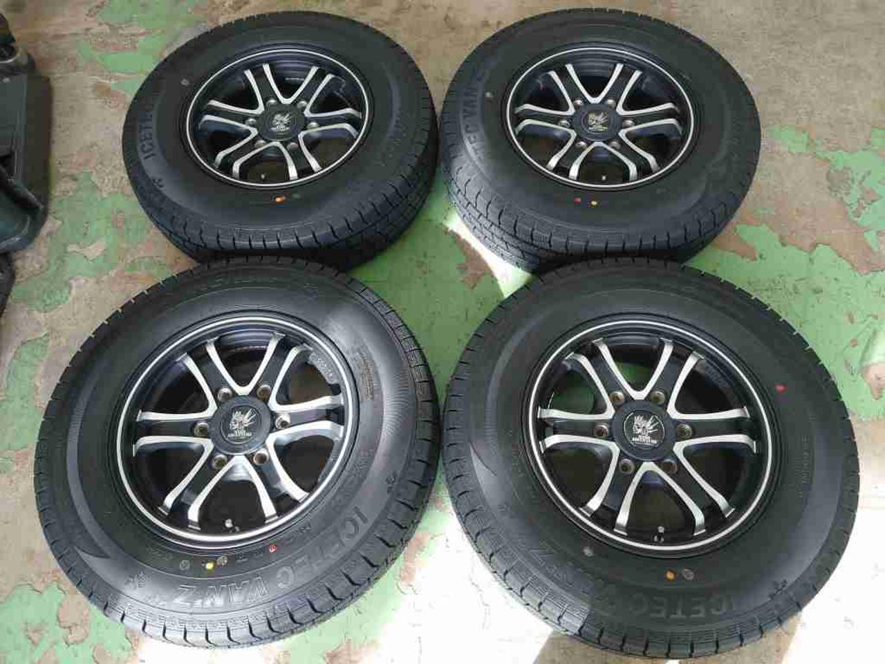 weds (Weds)
KEELER (Keeler)
TACTICS
+
KENDA (Kenda)
WR01
ICETEC
VAN'Z
195 / 80R15
139.7-6H
4 pieces set