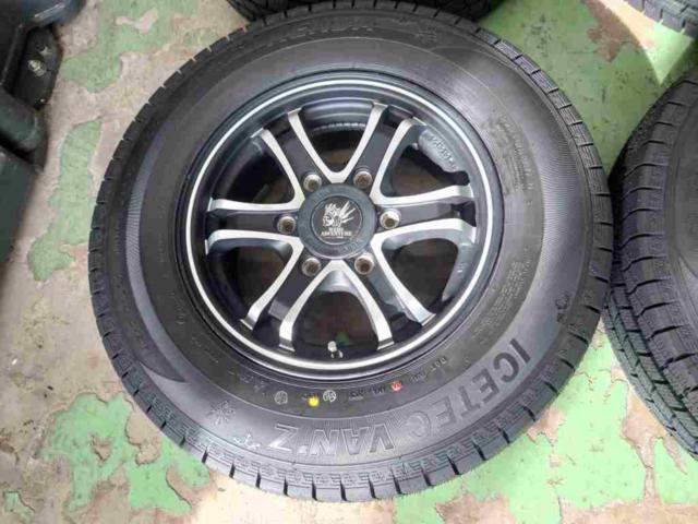 weds (Weds)
KEELER (Keeler)
TACTICS
+
KENDA (Kenda)
WR01
ICETEC
VAN'Z
195 / 80R15
139.7-6H
4 pieces set