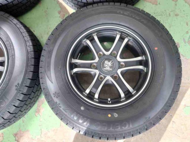 weds (Weds)
KEELER (Keeler)
TACTICS
+
KENDA (Kenda)
WR01
ICETEC
VAN'Z
195 / 80R15
139.7-6H
4 pieces set