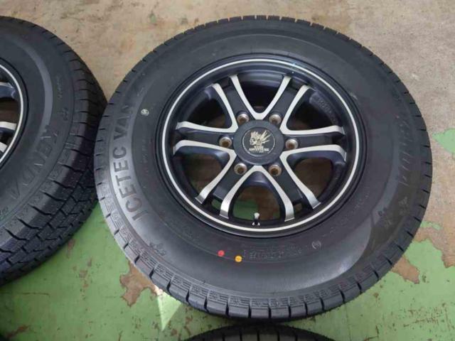 weds (Weds)
KEELER (Keeler)
TACTICS
+
KENDA (Kenda)
WR01
ICETEC
VAN'Z
195 / 80R15
139.7-6H
4 pieces set